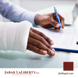 how to select a personal injury lawyer